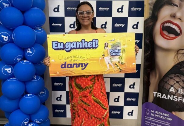 ganhadora Aniversário 47 anos Danny Cosméticos